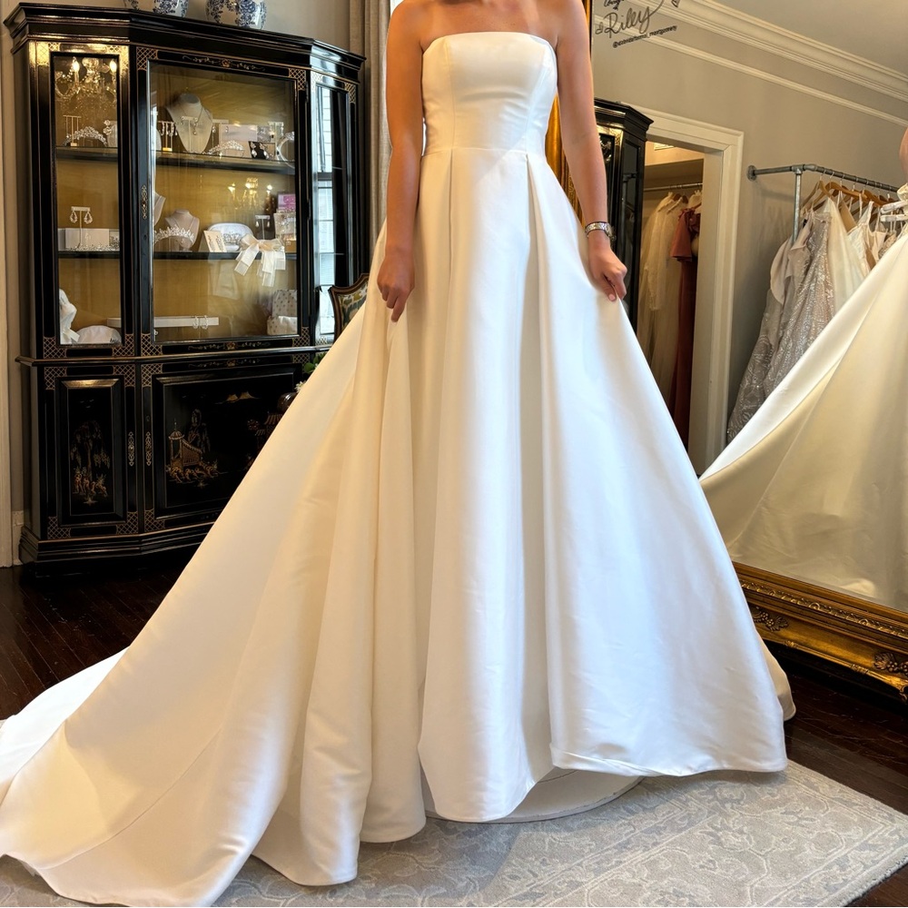 Strapless Ivory Wedding Gown